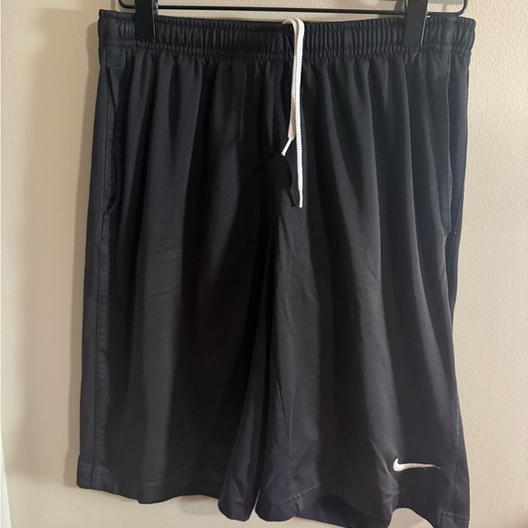 Nike Black Athletic Shorts with Elastic Waistband - Picture 1 of 7